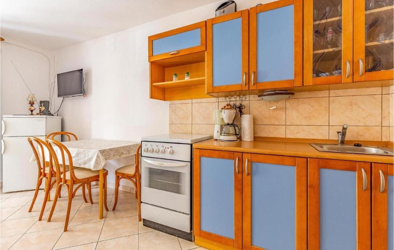 Apartments Katrina Rakalj Extérieur photo